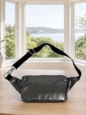 Jack Gomme Paris France Silver BLOOM Bum Bag Shoulder-Fanny Pouch Crossbody 9x6